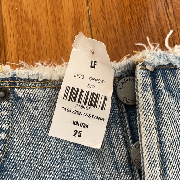 NWT RAW WAIST DENIM SHORTS - Picture 2 of 2